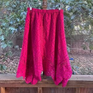 Chelsea & Theodore Women's Hot Pink Eyelet Pull On Skirt Size S. NEW